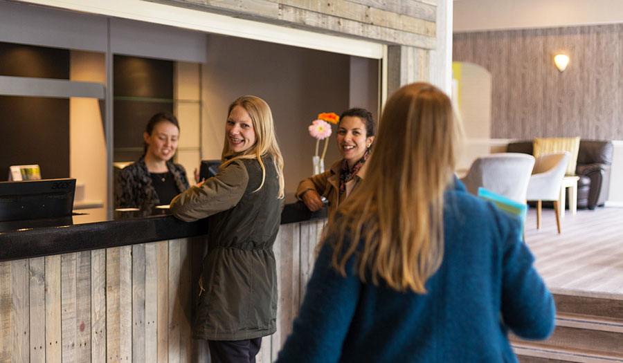 Piccadilly Hotel Reception